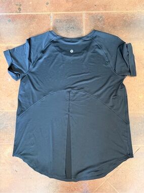 lululemon athletica Men’s Black Short Sleeve Performance Tee